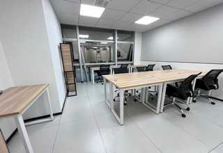 昆明客厅平开门厂家订制